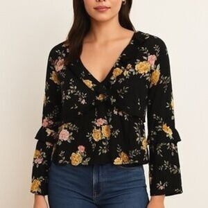 American Eagle Outfitters Black Floral Ruffle Bell Sleeve Peplum Blouse XS‎ Boho
